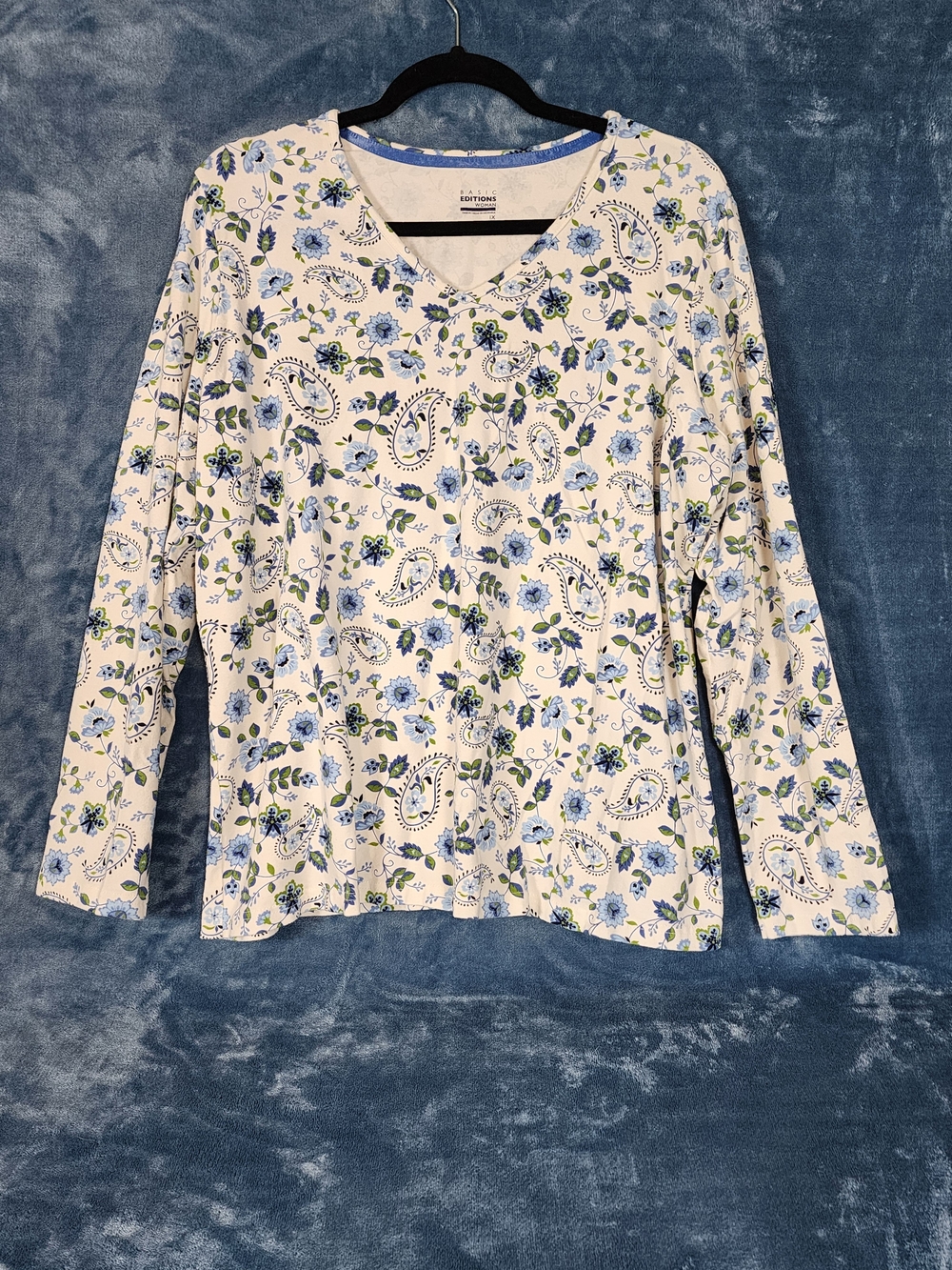 Basic Editions Blue and Green Floral V-Neck Top